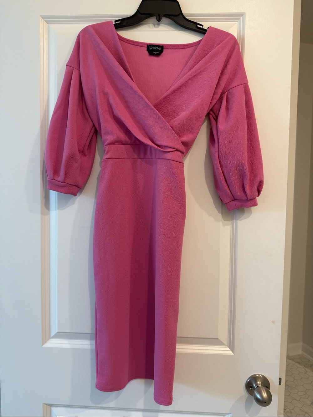 bebe Fuchsia Puff-Sleeve Faux Wrap Midi Dress
